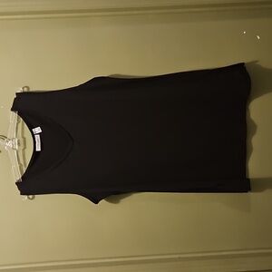 SUSAN GRAVER black tank tunic.    NWOT. S/M